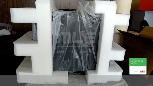 APC Easy UPS SRV 3000VA 230V SRV3KI Unboxing- First Look смотреть онлайн