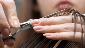 АСМР стрижка, звуки ножниц, шепот. ASMR Quick Haircut