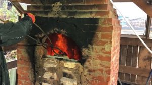 Обжиг керамики по старинке в дровяной печи. Работа за 3 месяца.