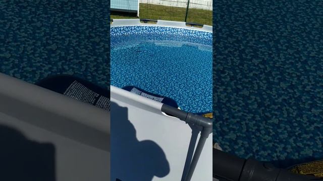 Состояние воды в бассейне спустя 21 день, сегодня 16.06.24 воду заливал 27.05.24... смотреть онлайн