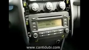 Desmontar radio del Volkswagen Touran 2005