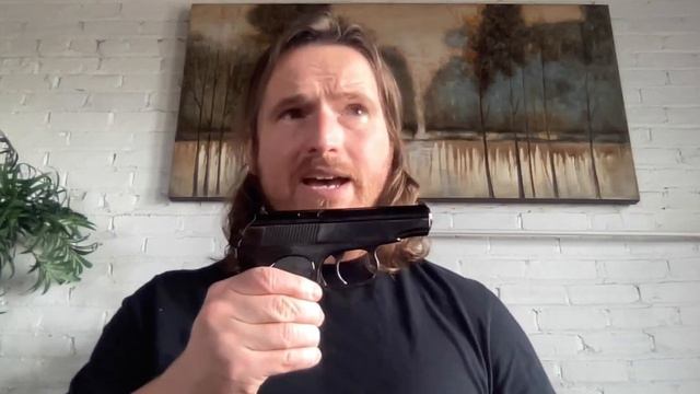 1962 East German Makarov Review: Go Commie, It's Your Birthday (PPK not invited!) смотреть онлайн