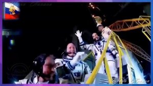 РОССИЯ, мы дети твои. Песня о России. КЛИП песни. Красивое видео поздравление с Днем России.