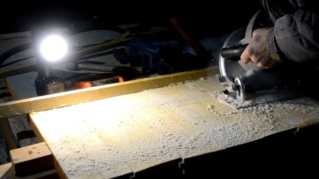 ? DIY ДВЕРЬ В БАНЮ (своими руками) The DOOR to the sauna with their hands
