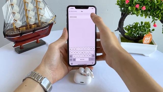 Đánh giá Hoco EW03: Nhỏ gọn, đầy đủ tính năng chỉ với 360K! смотреть онлайн