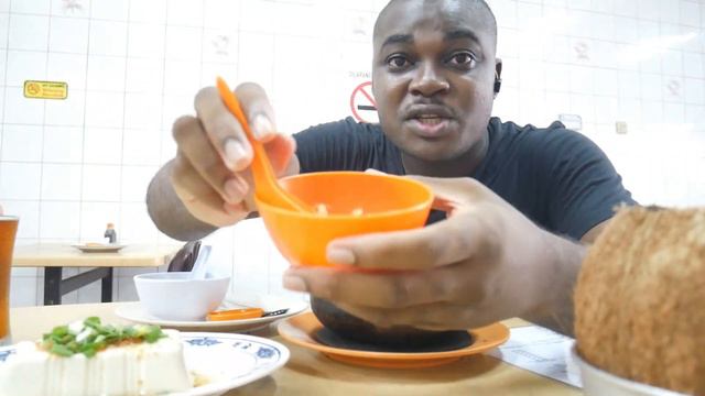 Reacting to Malaysia's CLAYPOT CHICKEN RICE for the FIRST TIME! | Traveling Malaysia Vlog