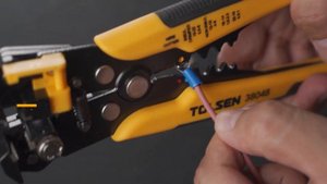 TOLSEN® Self Adjusting Wire Stripper Auto Wire Stripping Tool for Electrical Cable Cutting 38048