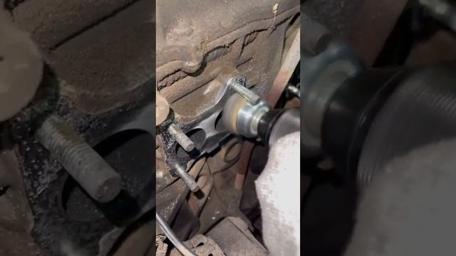 КАК ОБЫЧНО МЕНЯЕМ КАТОЛИЗАТОР НА NISSAN