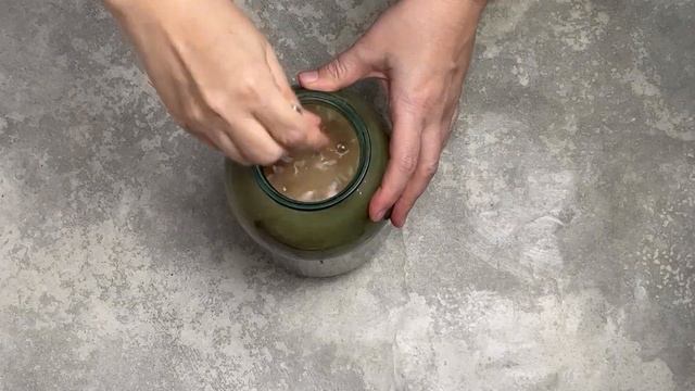 КАК ПРИГОТОВИТЬ ДОМАШНИЙ КВАС ИЗ РЖАНОГО ХЛЕБА? Натуральный, насыщенный, освежающий, вкусный напито смотреть онлайн