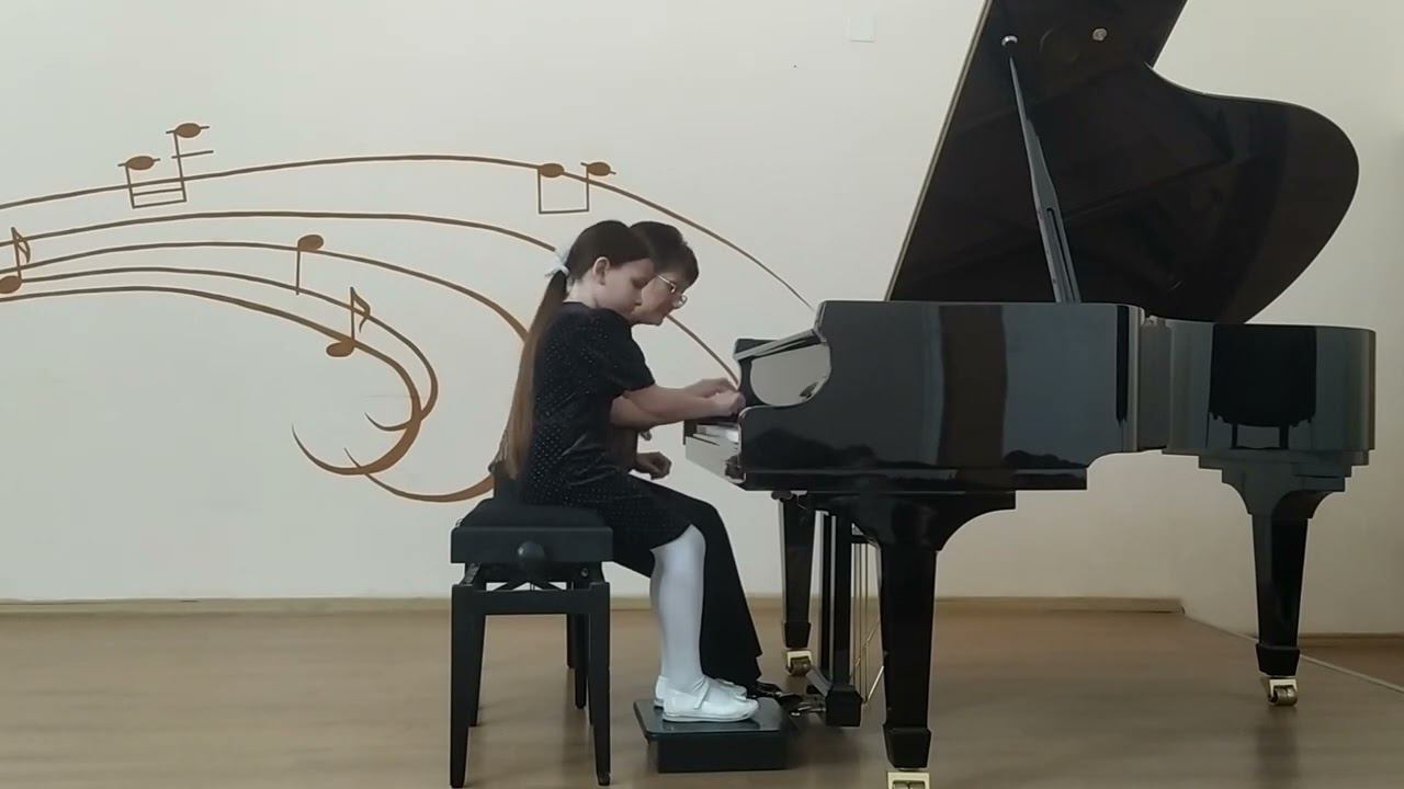 Пивина Мария, рнп «Я на горку шла», обр Н.Голубовской смотреть онлайн