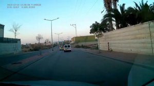 Копия видео "Сужение дороги1"