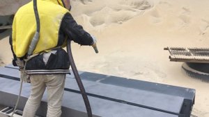 как быстро очистить металл от старой краски