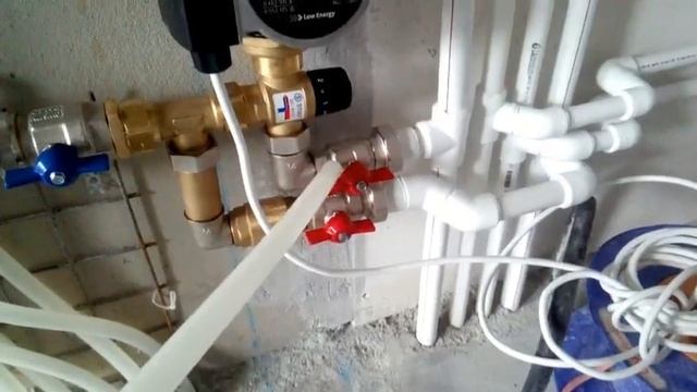 Коллектор теплого пола и смесительный узел Stout обзор смотреть онлайн