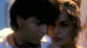 Поцеловала (Chaahat).SRK