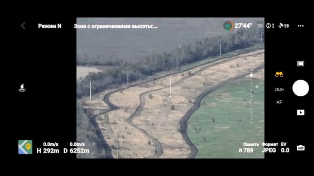 Российские танкисты уничтожают бронемашину ВСУ у села Водяное..mp4 смотреть онлайн