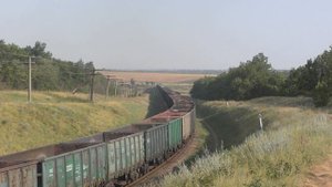 Бесконечный поезд в 114 вагонов и заяц бугущий от него в кусты | 1,6 km long train with 114 cars