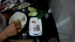 Ям Мамуанг/тайский салат из зеленого манго /Green Mango Salad