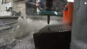 Раскрой стали 40мм. Станок гидроабразивной резки.