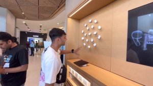 India's First Apple Store in Mumbai?AppleStore BKC Tour & Experience #applestoreindia #iphonelovers