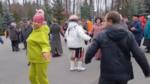 МНЕ ТАК РЯДОМ С ТОБОЙ ХОРОШО❤️ ТАНЦЬІ В ПАРКЕ ГОРЬКОГО❤️ ХАРЬКОВ 2023