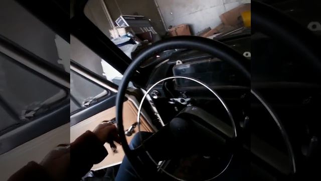 Заводимся! Пробуждение Москвича 412! momets of history.. смотреть онлайн