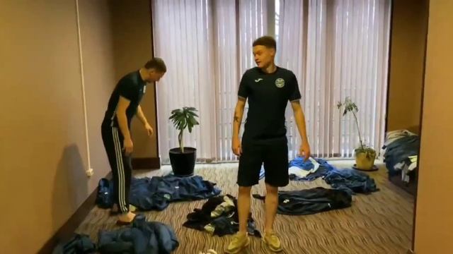 Один день жизни на сборах! смотреть онлайн