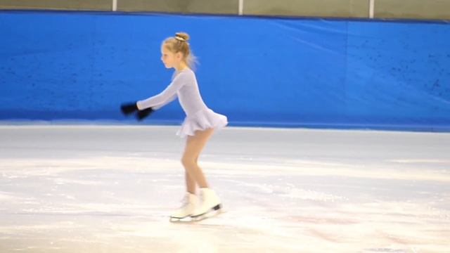 Детские соревнования по фигурному катанию в Канаде. Competition. Figure-skatingю. Montreal, Canada смотреть онлайн