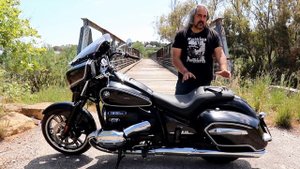 BMW R18 CLASSIC, R18B , R18 TRANSCONTINENTAL  KOKKINA FEGARIA TEST