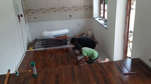 Proper Installation Of Laminate Flooring.Правильно укладка ламината.