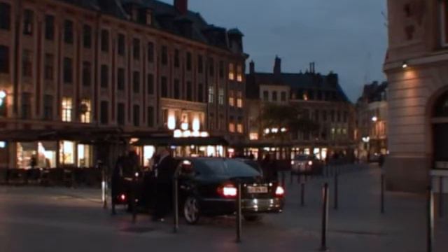 One minute performance, Hugo Kostrzewa 20/10/09 Lille, artconnexion. смотреть онлайн