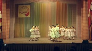 народный танец "Во поле орешина!"