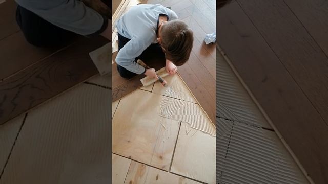 Укладка инженерной доски от профессионалов смотреть онлайн