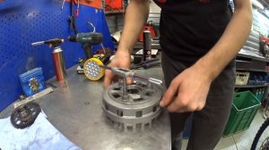 ?Лечим шум корзины SV1000! SV1000 CLUTCH BASKET MODIFICATION!