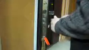 Вскрытие металлических дверей http://servicezamkov.ru/vskrytie-metallicheskih-dverej.html