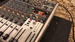 Микшерный пульт Behringer xenyx x 1204 USB краткий обзор.