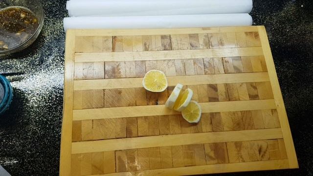 FIRINDA SOMON NASIL YAPILIR (HOW TO MAKE ODORLESS DELICIOUS SALMON IN THE OVEN) смотреть онлайн