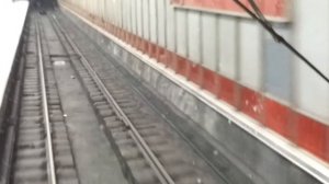 Вид из кабины машиниста метро