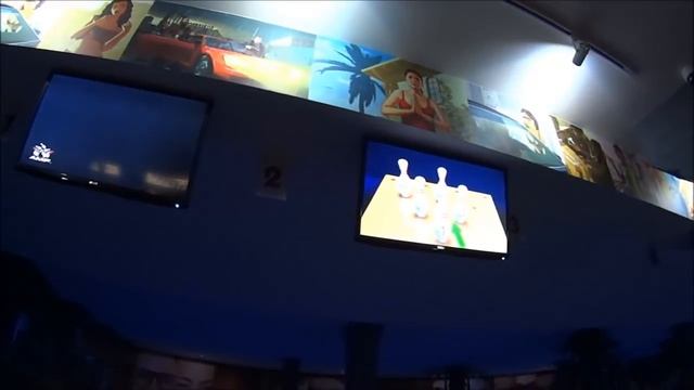 Новая жизнь Дяди Юры \ Первый раз играет в боулинг ( 10 - Серия ) смотреть онлайн