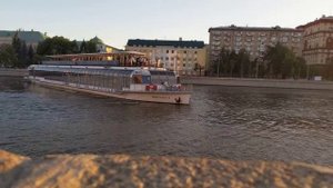 RIVER PALACE 2 - ВПЕЧАТЛЯЮЩИЙ РАЗВОРОТ ТЕПЛОХОДА НА МОСКВЕ РЕКЕ