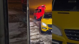 ML буксирует Вольву VK LOGISTIK