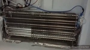 холодильник Maunfeld течёт, образуется лёд в морозильной камере, как исправить, починить