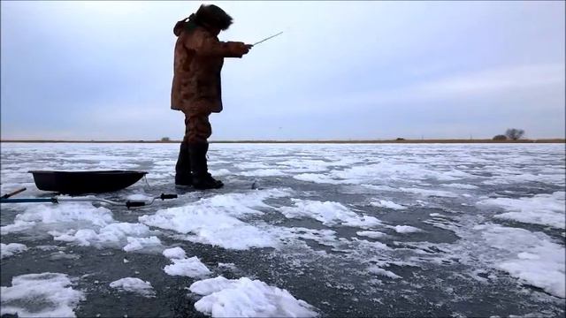 Зимняя блесна в Астане (Казахстан) смотреть онлайн