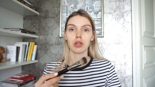 КАК ПРАВИЛЬНО ВЫБРАТЬ КИСТЬ ДЛЯ ТОНА? #кистидлямакияжа #каквыбратькисть #спонждлямакияжа