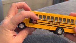 Review of 6 Inch Die Cast School Bus - Durable and Fun Toy for Kids!