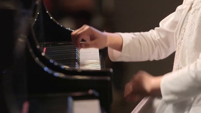 Claire Chang (9 yrs) Plays Frederic Chopin: Mazurka Op.67 #2 in G Minor смотреть онлайн