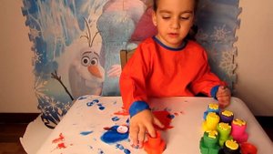 Учим цвета для самых маленьких  Красим пальчиковыми красками