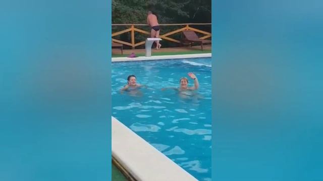 Отмечаем День Рождения племянника Игоря, на экоферме МЕЧТА. смотреть онлайн