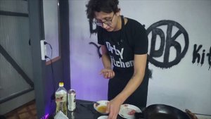 Что можно приготовить из свиной головы?