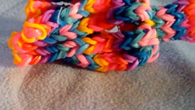 МОИ ПОДЕЛКИ ИЗ РЕЗИНОК / Ксюша Карпук смотреть онлайн