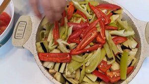 ОСОБЫЙ РЕЦЕПТ, САЛАТА ИЗ БАКЛАЖАНОВ, С ПОМИДОРАМИ, НА ЗИМУ.